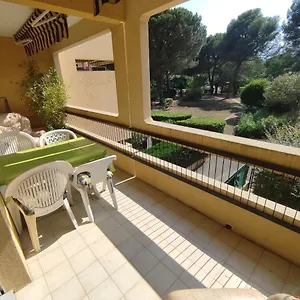 https://boulouris-estivales-2-35m2-6-couchages.fr-provencehotel.com